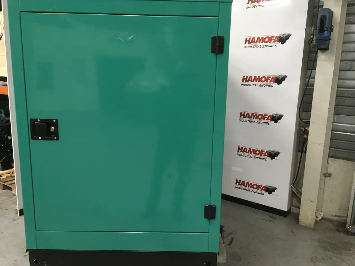 CUMMINS 4BTAA3.3-G11 GENERADOR 50KVA NUEVO - Imagen 3