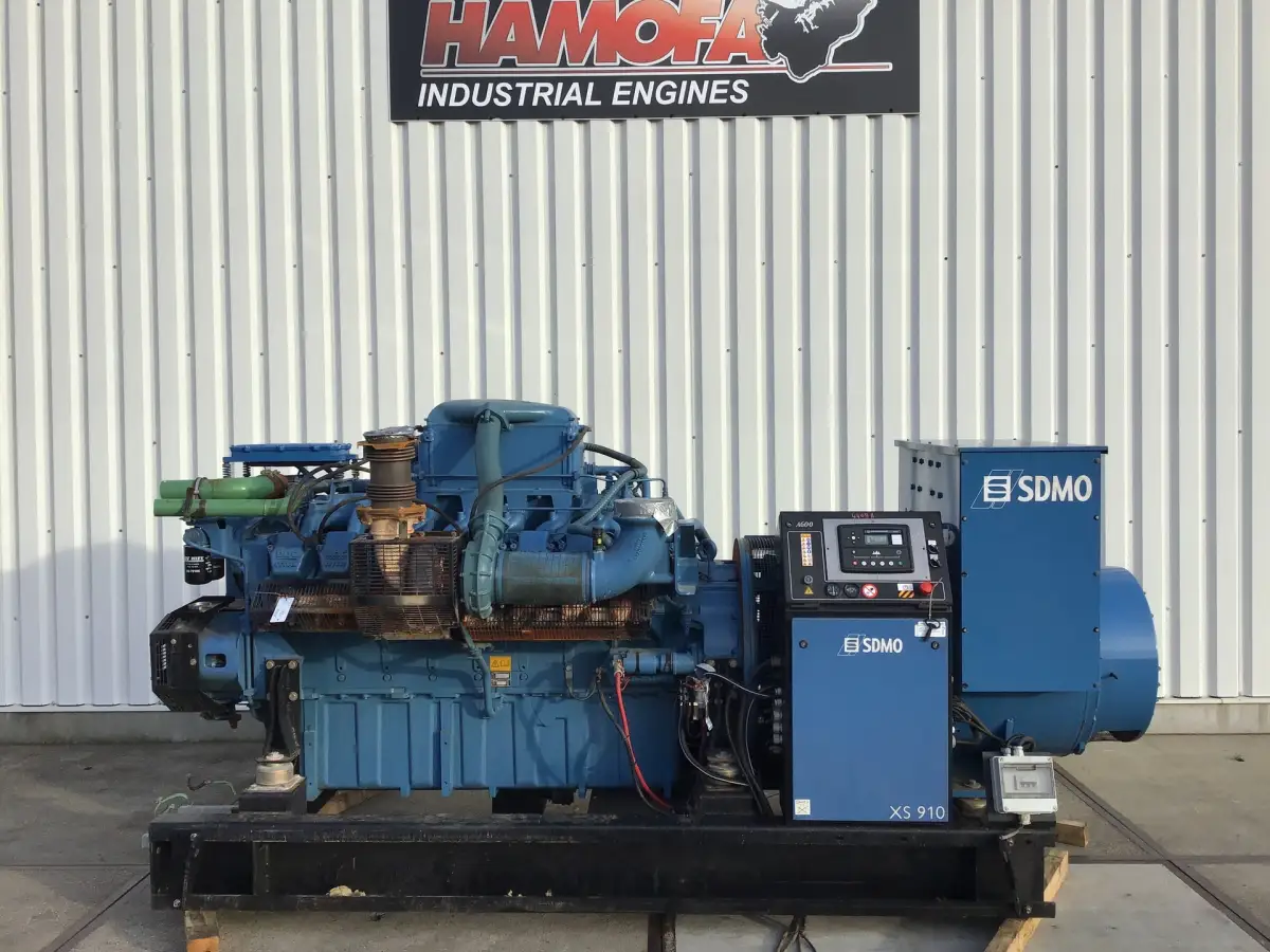 GENERADOR MTU 16V2000 900KVA USADO - Imagen 2