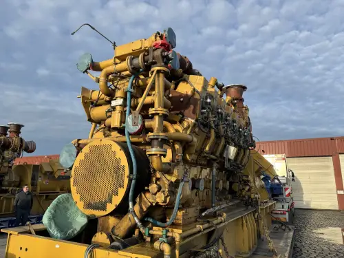 CATERPILLAR G3612 ГЕНЕРАТОР 3256KVA 1YG-1303523 БУ - Миниатюра 2