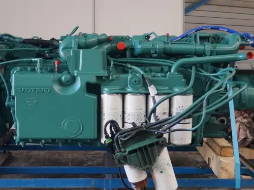 VOLVO DH12E380 RECONSTRUIDO - Imagen miniatura 3
