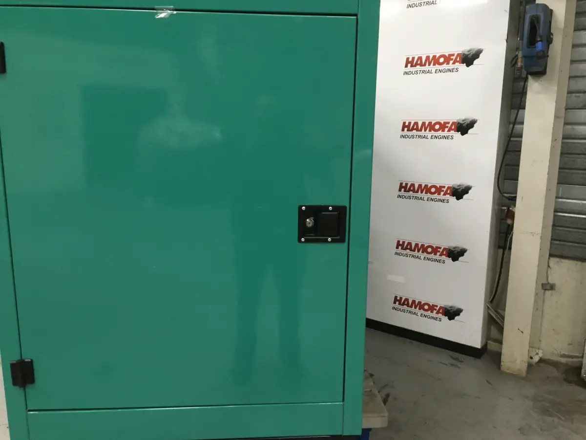 CUMMINS 4BTAA3.3-G11 GENERATOR 50KVA NEU – Bild 3