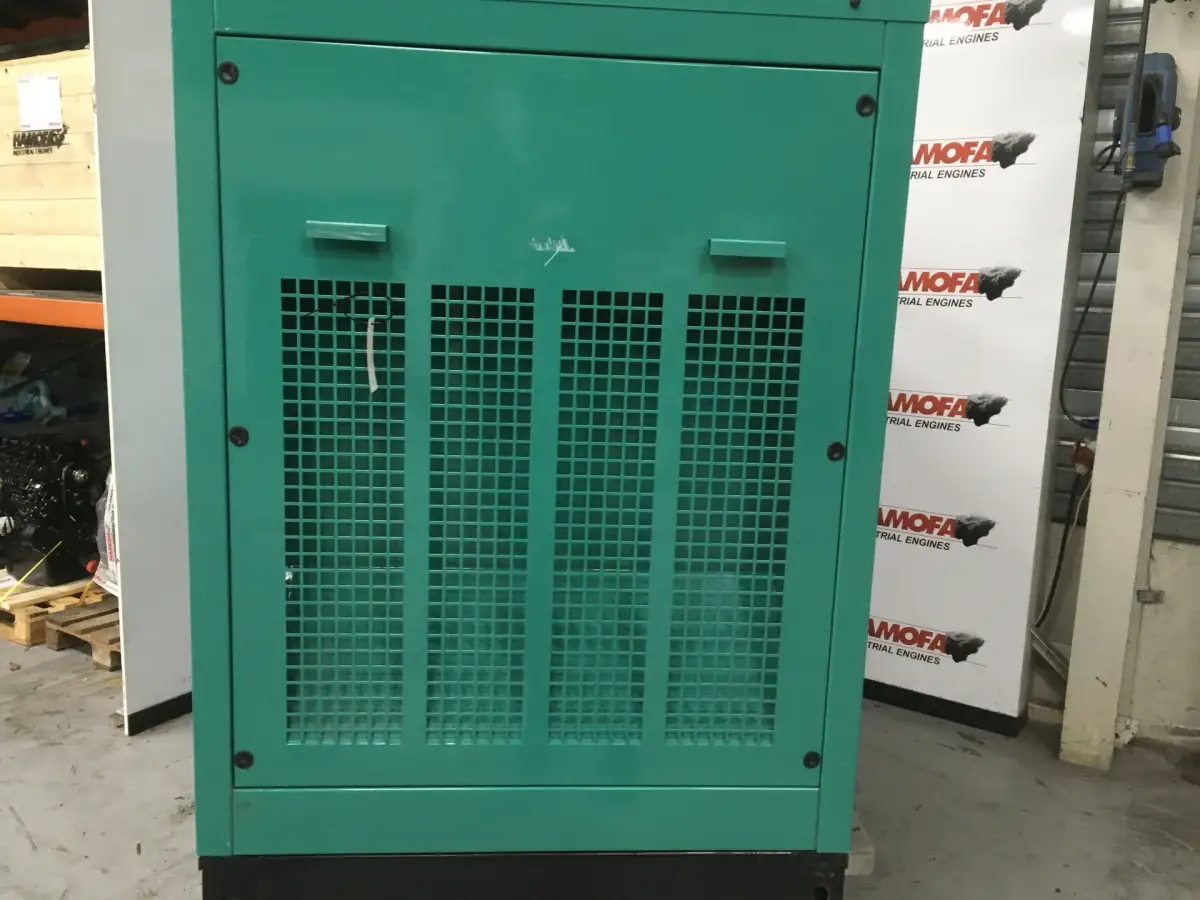 CUMMINS 4BTAA3.3-G11 GENERATOR 50KVA NOUVEAU - Image 4