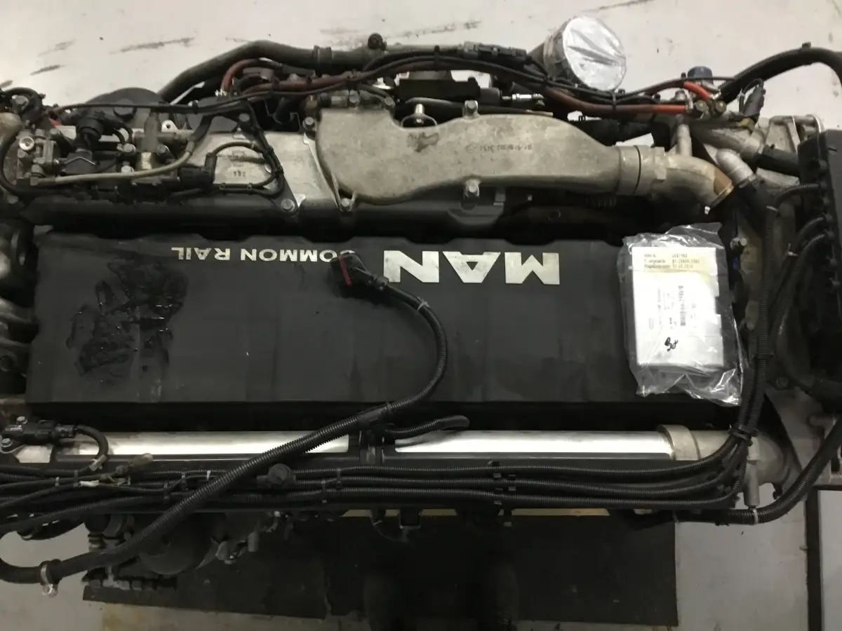 MOTOR MAN D2066-LOH26 USADO - Imagen 5