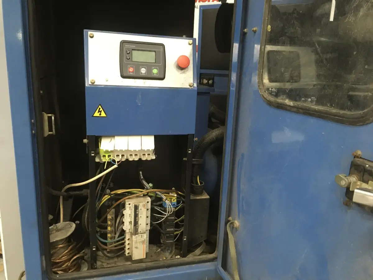 JOHN DEERE 4045TF120 GENERATOR 100KVA GEBRUIKT - Afbeelding 4