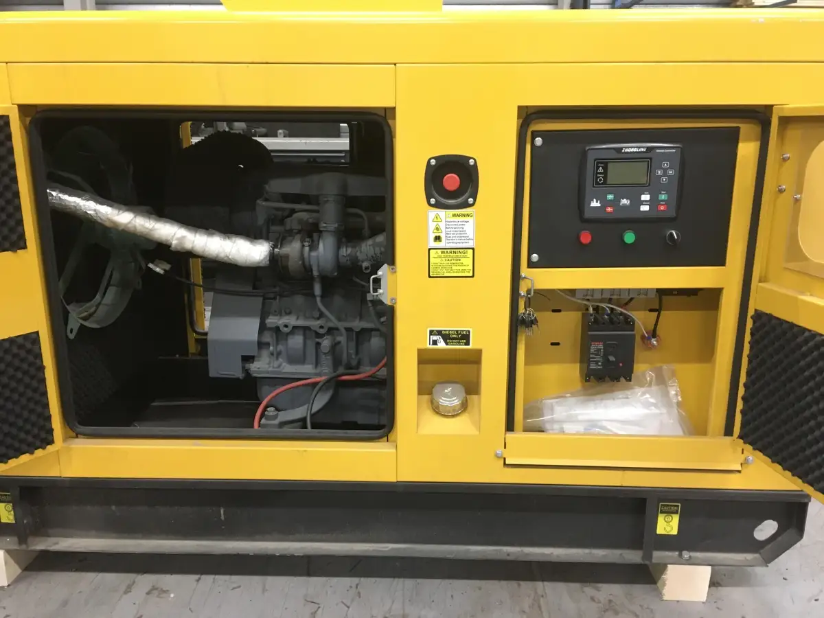 DEUTZ BF4L2011 GENERATOR 40KVA NEU – Bild 6
