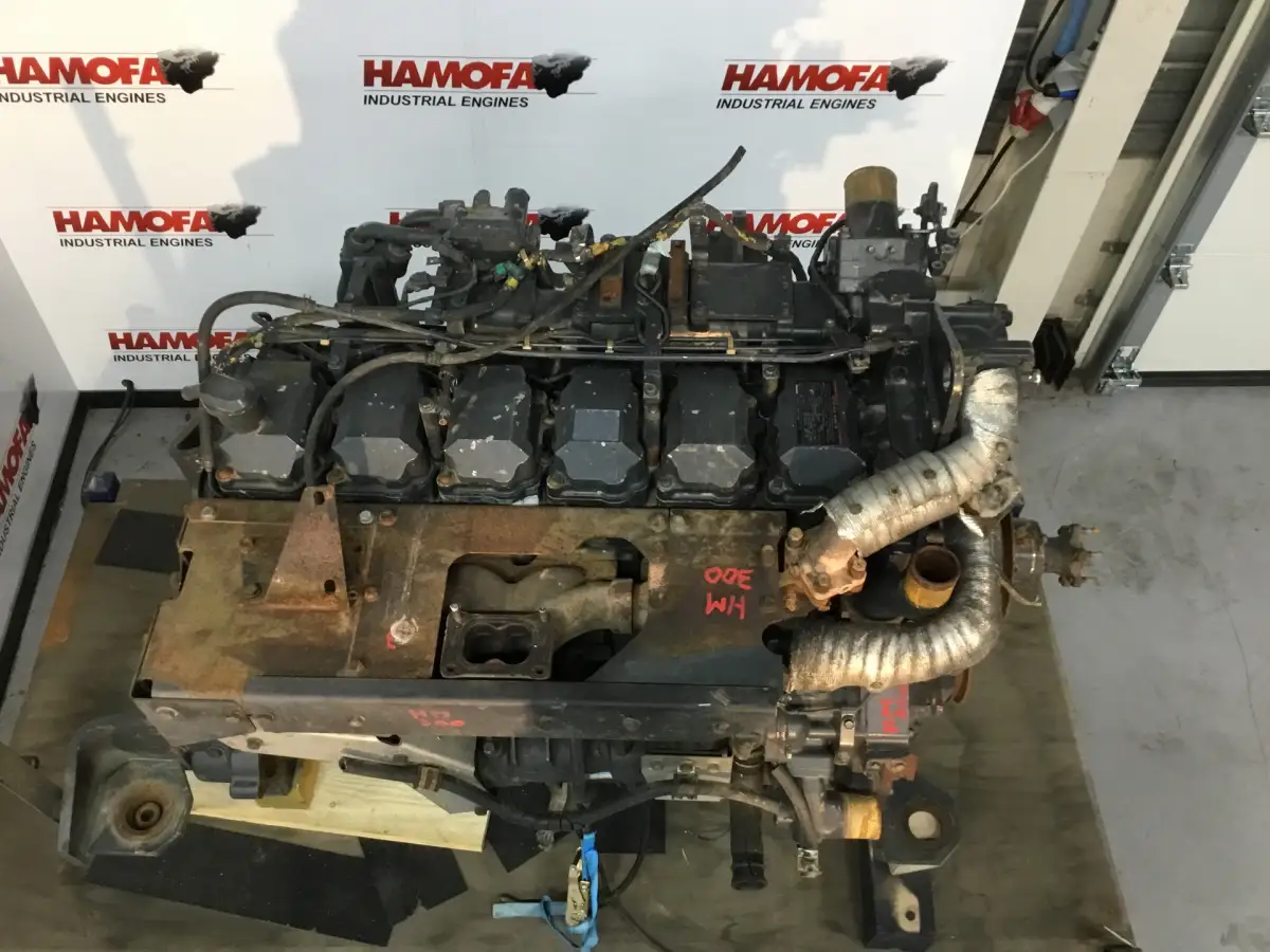 KOMATSU SAA6D125E-5 USED - Picture 5