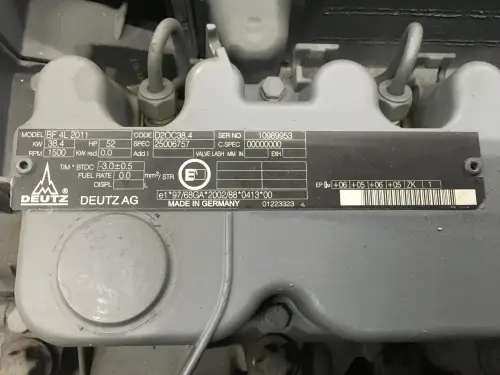 DEUTZ BF4L2011 ГЕНЕРАТОР 40KVA НОВЫЙ - Миниатюра 6