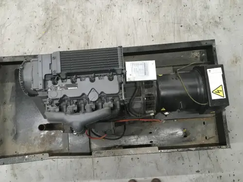 DEUTZ BF4L2011 GENERATOR 40KVA NEU – Vorschaubild 5