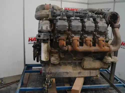 DEUTZ BF8M1015C UTILISÉ