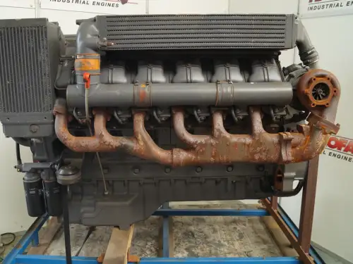 GEBRAUCHTER DEUTZ BF12L513C MOTOR – Vorschaubild 2