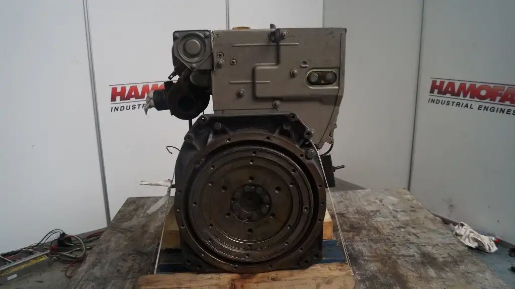 MOTOR DEUTZ BF4L1011 USADO - Imagen 4