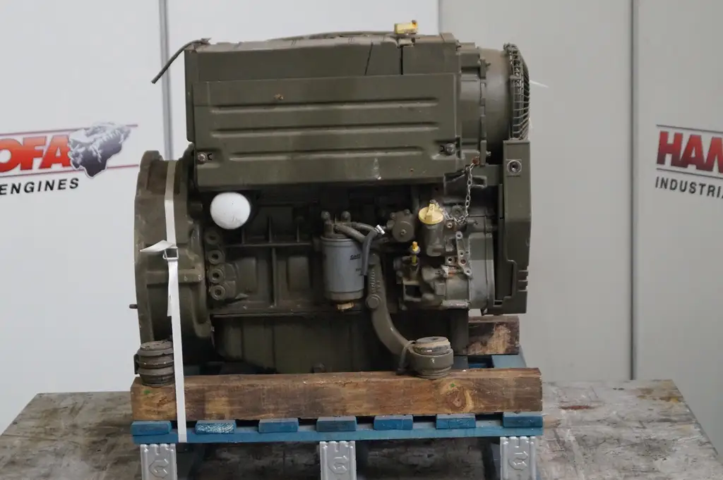 MOTOR USADO DEUTZ BF4L1011F - Imagen 4