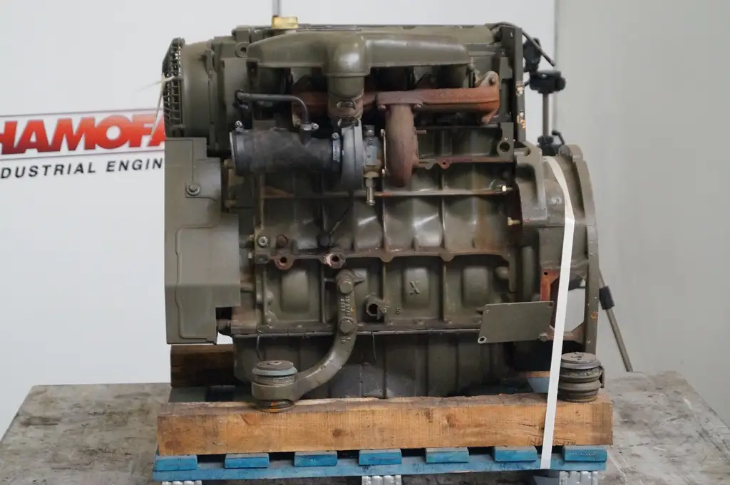 GEBRAUCHTER DEUTZ BF4L1011F MOTOR – Bild 8