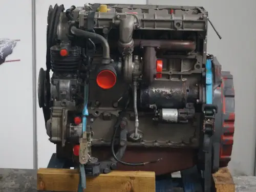 БУ ДВИГАТЕЛЬ DEUTZ BF4L1011T - Миниатюра 7