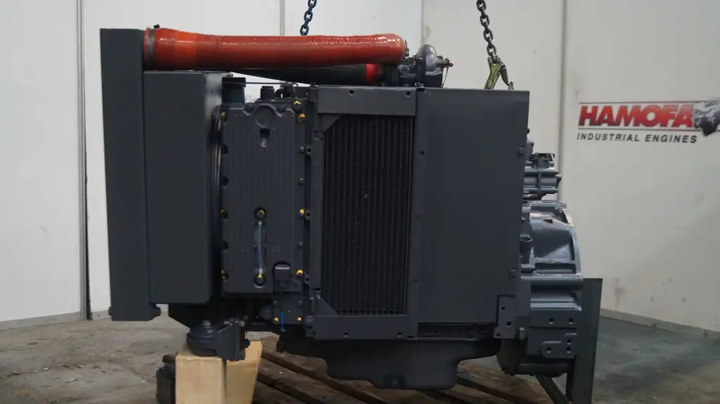 DEUTZ BF4M1012C RÉUSINÉ - Image 2