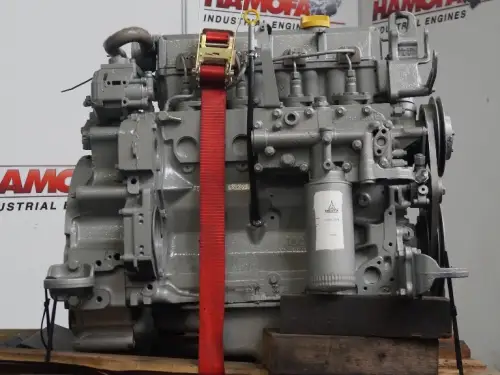 DEUTZ BF4M1012E Б/У - Миниатюра 1