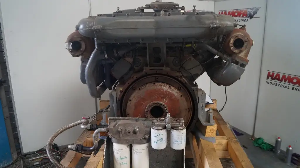 USED DEUTZ BF6M1015M ENGINE - Picture 4