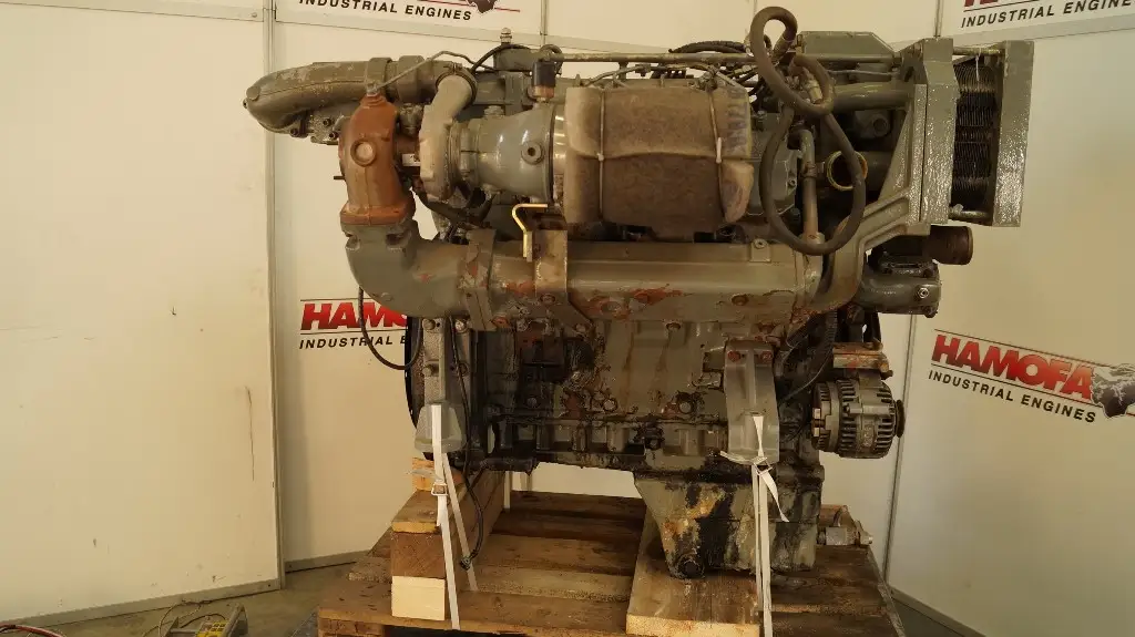 USED DEUTZ BF6M1015MC ENGINE PARTS - Picture 2