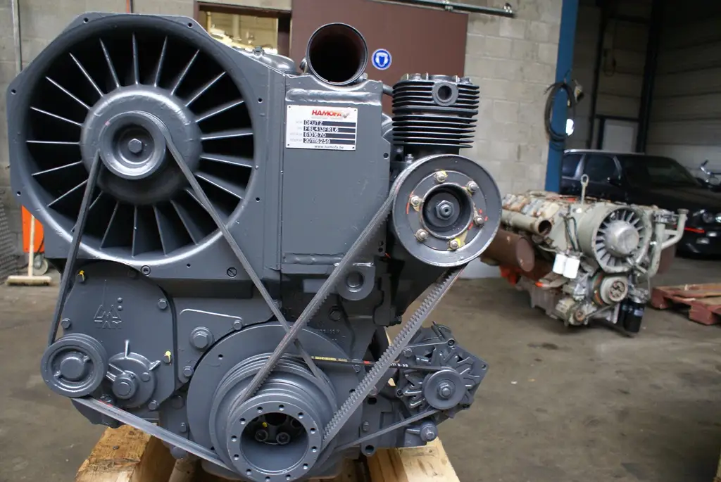 ÜBERHOLTER DEUTZ F6L413FRW MOTOR – Bild 5