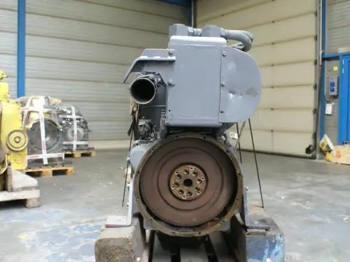 DEUTZ F6L413R Б/У - Миниатюра 2
