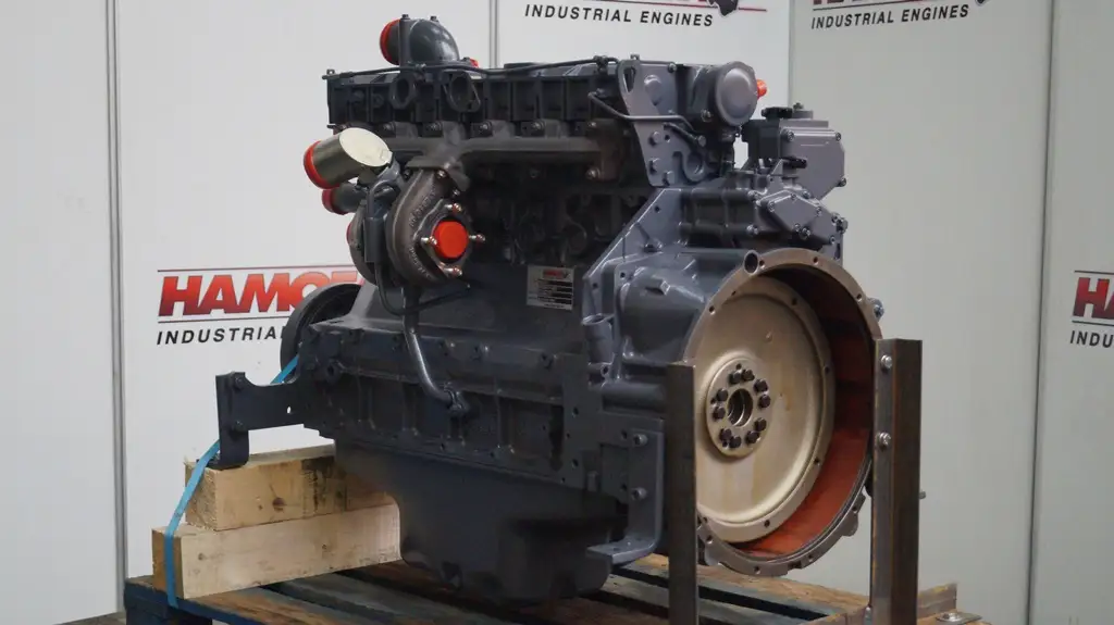 RECONDITIONED DEUTZ BF6M1012E ENGINE - Picture 8