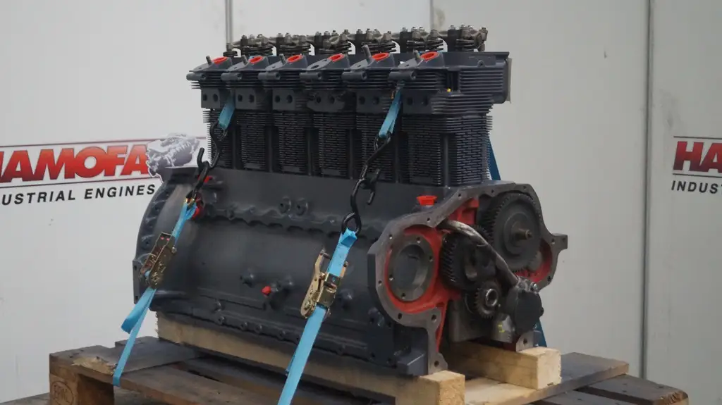 ÜBERHOLT DER DEUTZ F6L912D-82 LONGBLOCK – Bild 2