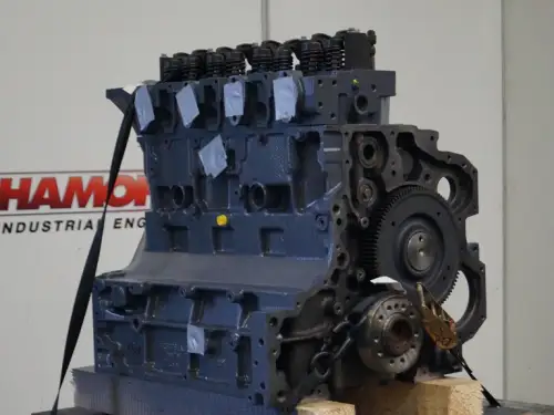 MOTOR LARGO RECONSTRUIDO DEUTZ TCD2013L04 2V - Imagen miniatura 8