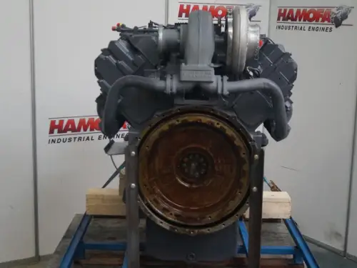 GERECONDITIONEERDE DEUTZ TCD2015 V8 - Miniatuur afbeelding 4