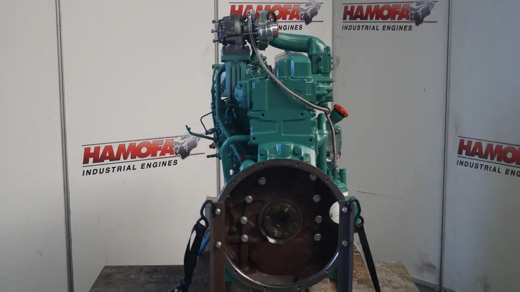 MOTEUR VOLVO TD71AW RÉCONDITIONNÉ - Image 2