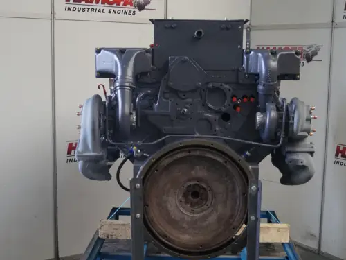 DEUTZ BF12L413FW RECONSTRUIDO - Imagen miniatura 3