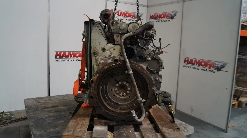 DEUTZ BF4M1012 USED - Picture 2