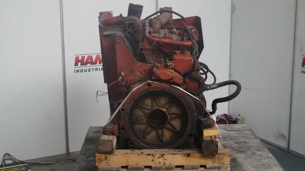 GEGEHANDHAFTE DEUTZ BF4M1012C MOTOR - Afbeelding 8