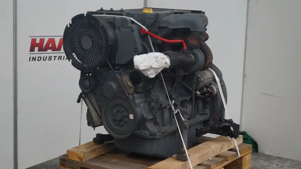 DEUTZ D2011L04I USED - Picture 7