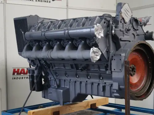 MOTEUR RECONDITIONNÉ DEUTZ F12L413F-224 - Miniature 2