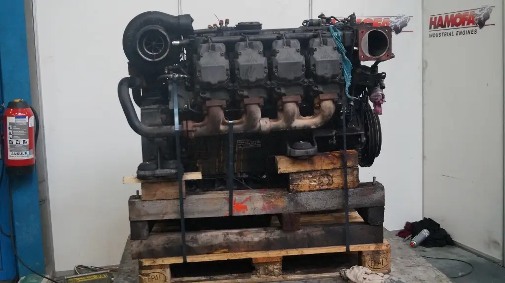 DEUTZ TCD16.0 V8 USED - Picture 3