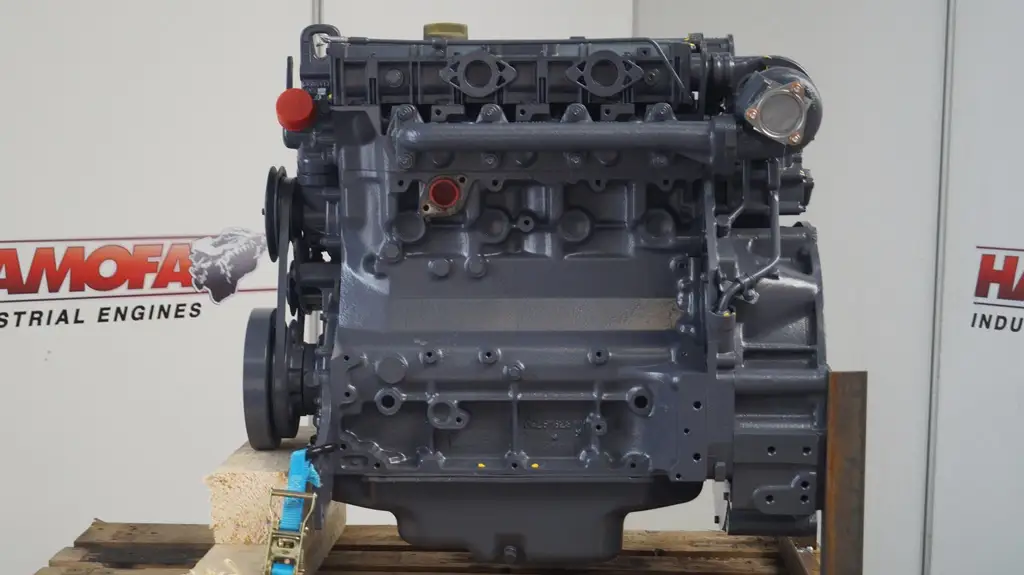 MOTEUR RÉCUPÉRÉ DE DEUTZ BF4M1012E - Image 2