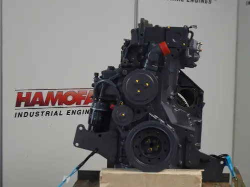 MOTEUR RÉCUPÉRÉ DE DEUTZ BF4M1012E - Miniature 3