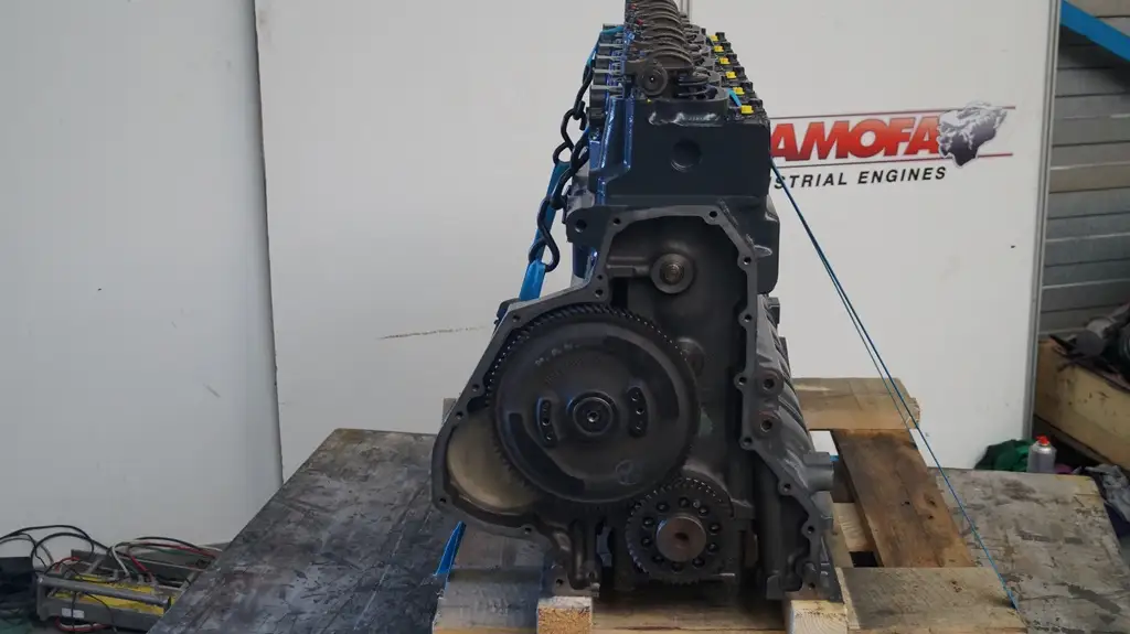 MAN D2866-E LONGBLOCK RECONDITIONED - Picture 2
