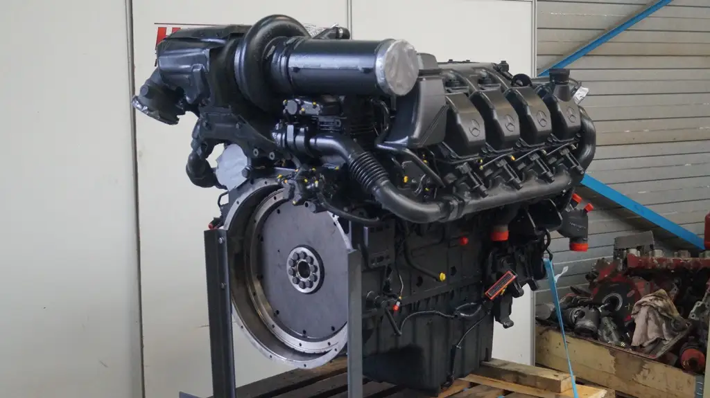 MERCEDES OM 942.991 RECONDITIONED - Picture 3