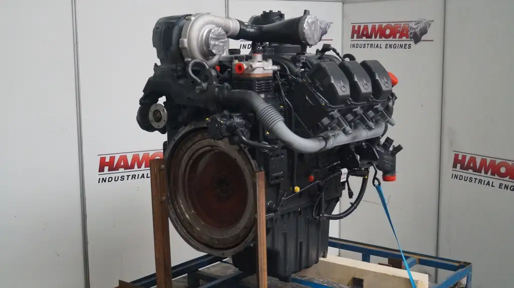 MERCEDES OM 541.952 RECONDITIONED - Picture 3
