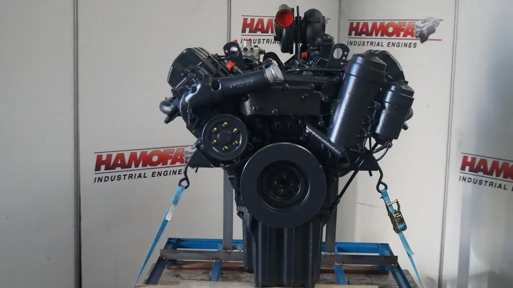 MERCEDES OM 541.948 RECONDITIONED - Picture 4