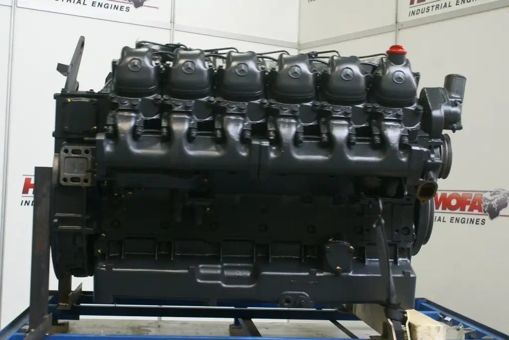 MERCEDES OM 424.900-000 RECONDITIONED - Picture 8