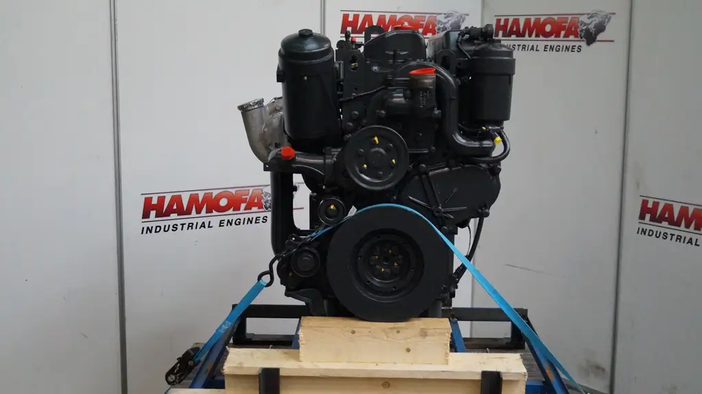 MERCEDES OM 458.992 RECONDITIONED - Picture 3