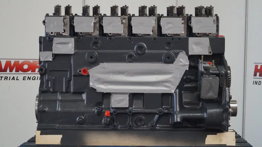 KOMATSU SA6D125-2 LONGBLOCK ÜBERHOLT – Bild 2
