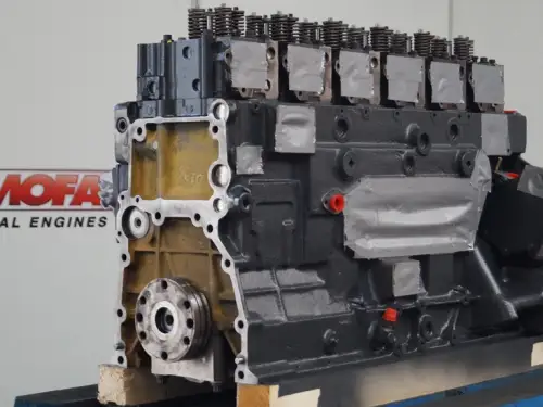 KOMATSU SA6D125-2 LONGBLOCK RECONSTRUIDO - Imagen miniatura 4