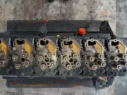 KOMATSU SA6D125-2 LONGBLOCK GERECONDITIONEERD - Miniatuur afbeelding 5