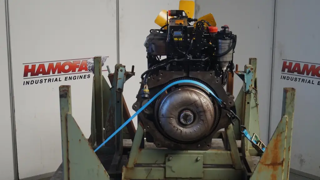 YANMAR 4TNE92-NMH RECONSTRUIDO - Imagen 2
