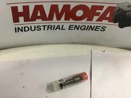 DEUTZ INJECTOR NOZZLE 04170699 NEW