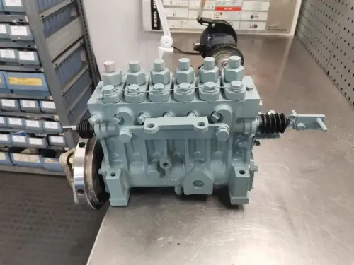 BOMBA DE COMBUSTIBLE MITSUBISHI S6R 48270-00000 RECONSTRUIDA