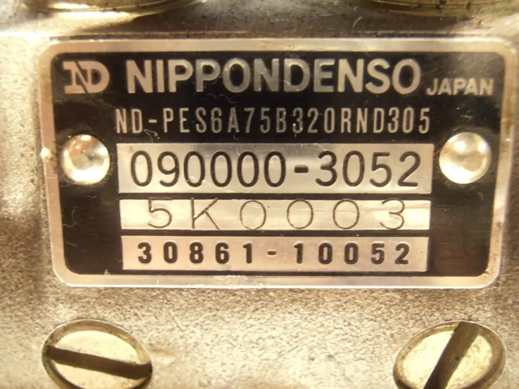 POMPE À CARBURANT DENSO 190000-3052 REMANUFACTURÉE - Image 2